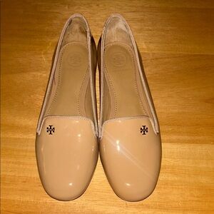 Tory Burch Beige Patent Flats